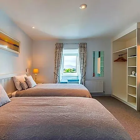 Klondyke House 3*